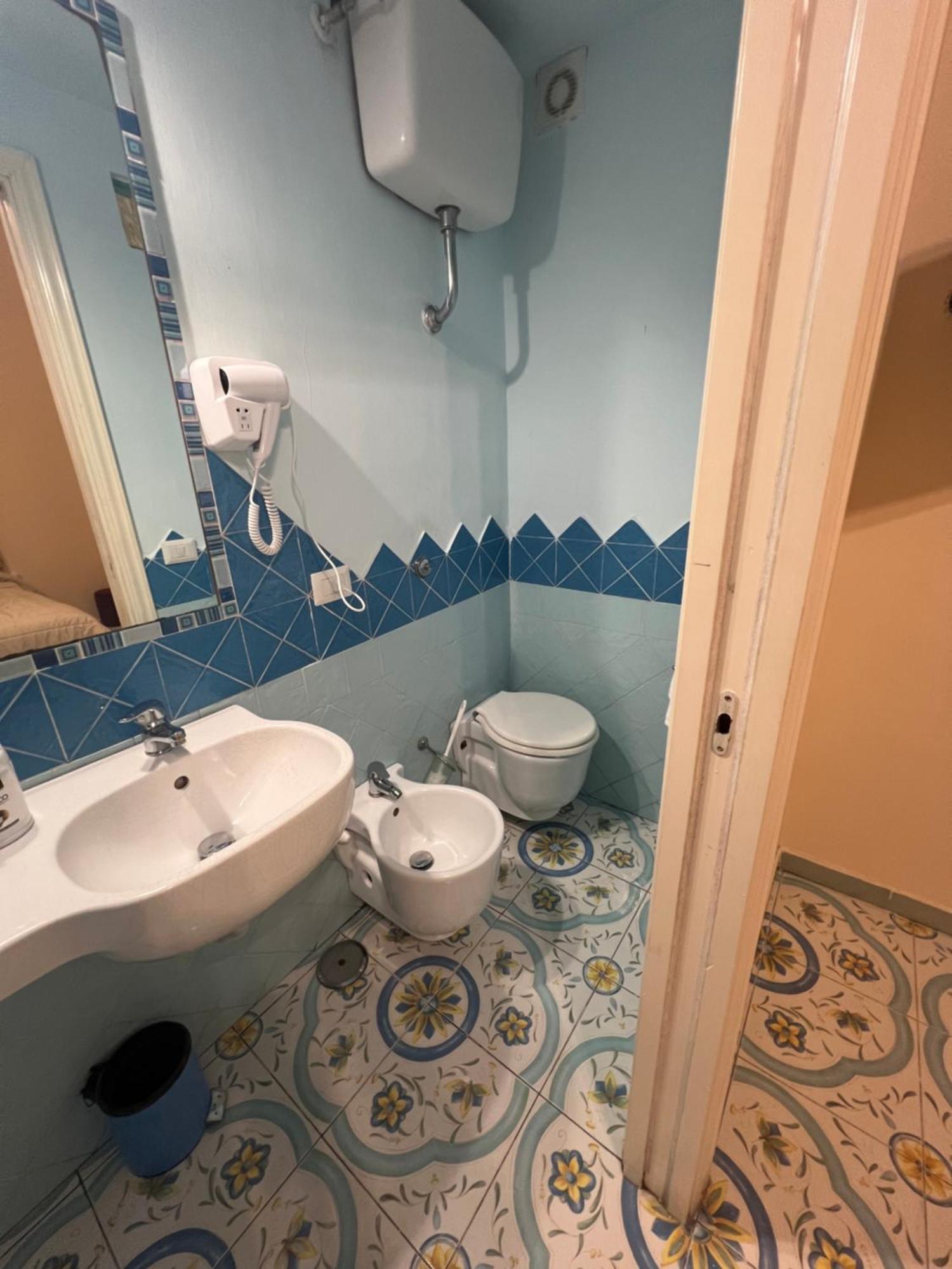 Beb Rosy Bed & Breakfast Napoli Ngoại thất bức ảnh